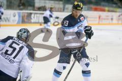 DEL - Eishockey - ERC Ingolstadt - Saison 2016/2017 - ERC Ingolstadt - Sparta Prag - Danny Irmen (#19 ERCI) beim warm machen - Foto: Meyer Jürgen