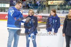 Goals for Kids 10 jähriges Jubiläum - Interview Stefanie Praunsmändtl, Stadionsprecher Langer, Fotograf: M. Loefgen