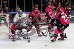 DEL - Eishockey - Kölner Haie - ERC Ingolstadt - Saison 2017/2018 - Justin Peters Torwart (#35 Köln) - Laurin Braun (#91 ERCI) - Ryan Jones (#28 Köln) - Foto: Markus Banai