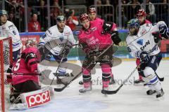 DEL - Eishockey - Kölner Haie - ERC Ingolstadt - Saison 2017/2018 - Justin Peters Torwart (#35 Köln) - Greg Mauldin (#20 ERCI) - Brett Olson (#16 ERCI) - Shawn Lalonde(#9 Köln) - Foto: Markus Banai