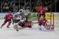 DEL - Eishockey - Kölner Haie - ERC Ingolstadt - Saison 2017/2018 - Thomas Greilinger (#39 ERCI) erziehlt den 0:1 Führungstreffer - Justin Peters Torwart (#35 Köln) - Jubel - Foto: Markus Banai