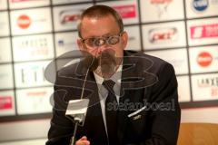 DEL - Eishockey - Kölner Haie - ERC Ingolstadt - Saison 2017/2018 - Tommy Samuelson (Cheftrainer ERCI) bei der Pressekonferenz - Foto: Markus Banai