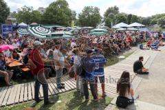 DEL - Eishockey - ERC Ingolstadt - Saison 2017/2018 - Saisoneröffnung - Feier - Donaubühne Donau Ingolstadt Publikum Fans