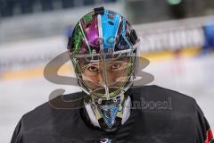 DEL - Eishockey - ERC Ingolstadt - Saison 2017/2018 - Portrait - Shooting - Torwart Jochen Reimer (ERC 32), neuer ERC Helm