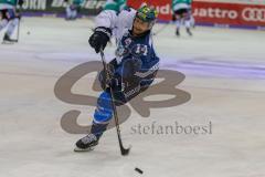 DEL - Eishockey - ERC Ingolstadt - Schwenninger Wild Wings - Saison 2017/2018 - Dustin Friesen (#14 ERCI) beim warm machen - schuss - Foto: Meyer Jürgen