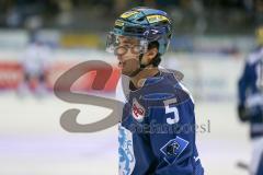 DEL - Eishockey - ERC Ingolstadt - Adler Mannheim - Saison 2017/2018 - Fabio Wagner (#5 ERCI) beim warm machen - Foto: Meyer Jürgen