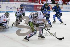 DEL - Eishockey - ERC Ingolstadt - Augsburger Panther - Saison 2017/2018 - Darin Olver (#40 ERCI) beim 2:0 Führungstreffer - jubel - Ben Meisner Torwart (#30 AEV) - Foto: Meyer Jürgen