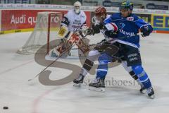 DEL - Eishockey - ERC Ingolstadt - Kölner Haie - Saison 2017/2018 - Thomas Greilinger (#39 ERCI) - Gustaf Wesslau(Torwart #29 Köln) - Foto: Meyer Jürgen