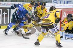 DEL - Eishockey - ERC Ingolstadt - Krefeld Pinguine - Saison 2017/2018 - Kael Mouillierat (#22 ERCI) - Maximilian Faber (#63 Krefeld) - Foto: Meyer Jürgen