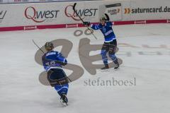 DEL - Eishockey - ERC Ingolstadt - Grizzlys Wolfsburg - Saison 2017/2018 - Jubel - 1:0 Führungstreffer von David Elsner (#61 ERCI) - Ville Koistinen (#10 ERCI)Heute mit #78 - Foto: Meyer Jürgen