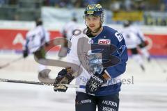 DEL - Eishockey - ERC Ingolstadt - Saison 2017/2018 - ERC Ingolstadt - David Elsner (#61 ERCI) beim warm machen - Straubing Tigers - Foto: Meyer Jürgen