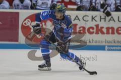 DEL - Eishockey - ERC Ingolstadt - Saison 2017/2018 - ERC Ingolstadt - Straubing Tigers - Fabio Wagner (#5 ERCI) beim Schlagschuss - Foto: Meyer Jürgen