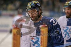 DEL - Eishockey - ERC Ingolstadt - Grizzlys Wolfsburg - Saison 2017/2018 - Sean Sullivan (#37 ERCI) beim warm machen - Foto: Meyer Jürgen