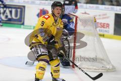 DEL - Eishockey - ERC Ingolstadt - Krefeld Pinguine - Saison 2017/2018 - Christoph Gawlik (#19 Krefeld) - Foto: Meyer Jürgen