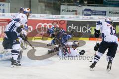 DEL - Eishockey - ERC Ingolstadt - EHC Red Bull München - Saison 2017/2018 - Dennis Swinnen (#77 ERCI) - Danny aus den Birken Torwart (#33 München) - Derek Joslin (#25 München) - Foto: Meyer Jürgen