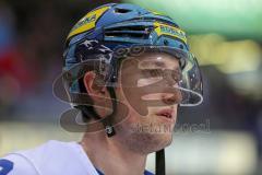 DEL - Eishockey - ERC Ingolstadt - Nürnberg Ice Tigers - Saison 2017/2018 - Brandon Buck (#9 ERCI) beim warm machen - Foto: Meyer Jürgen