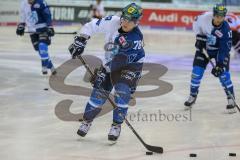 DEL - Eishockey - ERC Ingolstadt - Grizzlys Wolfsburg - Saison 2017/2018 - Ville Koistinen (#10 ERCI)Heute mit #78 beim warm machen - Foto: Meyer Jürgen