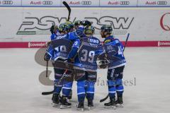 DEL - Eishockey - ERC Ingolstadt - Grizzlys Wolfsburg - Saison 2017/2018 - Jubel - 1:0 Führungstreffer von David Elsner (#61 ERCI) - Ville Koistinen (#10 ERCI)Heute mit #78 - Thomas Greilinger (#39 ERCI) - Foto: Meyer Jürgen