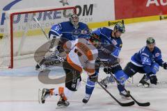 DEL - Eishockey - ERC Ingolstadt - Grizzlys Wolfsburg - Saison 2017/2018 - Timo Pielmeier (#51Torwart ERCI) - Brent Aubin (#11 Wolfsburg) - Patrick McNeill (#2 ERCI) - Kael Mouillierat (#22 ERCI) - Foto: Meyer Jürgen