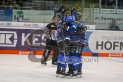 DEL - Eishockey - ERC Ingolstadt - Eisbären Berlin - Saison 2017/2018 - Der Ausgleichstreffer zum 2:2 durch David Elsner (#61 ERCI) - Dennis Swinnen (#77 ERCI) - jubel - Foto: Meyer Jürgen