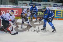 DEL - Eishockey - ERC Ingolstadt - EHC Red Bull München - Saison 2017/2018 - John Laliberte (#15 ERCI) - David Leggio Torwart (#73 München) - Derek Joslin (#25 München) - Foto: Meyer Jürgen