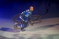DEL - Eishockey - ERC Ingolstadt - Eisbären Berlin - Saison 2017/2018 - John Laliberte (#15 ERCI) beim Einlaufen - Foto: Meyer Jürgen