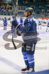DEL - Eishockey - ERC Ingolstadt - Nürnberg Ice Tigers - Saison 2017/2018 - Dustin Friesen (#14 ERCI) beim warm machen -  Foto: Meyer Jürgen