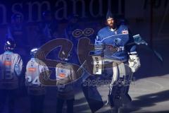 DEL - Eishockey - ERC Ingolstadt - Adler Mannheim - Saison 2017/2018 - Timo Pielmeier (#51Torwart ERCI) beim einlaufen - Foto: Meyer Jürgen