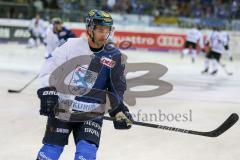 DEL - Eishockey - ERC Ingolstadt - Saison 2017/2018 - ERC Ingolstadt - Straubing Tigers - Darin Olver (#40 ERCI) beim warm machen - Foto: Meyer Jürgen