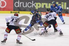 DEL - Eishockey - ERC Ingolstadt - Eisbären Berlin - Saison 2017/2018 - Darin Olver (#40 ERCI) beim Bully - James Sheppard (#88 Berlin) - Foto: Meyer Jürgen