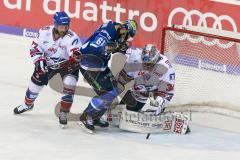 DEL - Eishockey - ERC Ingolstadt - Adler Mannheim - Saison 2017/2018 - David Elsner (#61 ERCI) - Chet Pickard Torwart (#34 Mannheim) - Foto: Meyer Jürgen