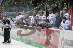 DEL - Eishockey - ERC Ingolstadt - Adler Mannheim - Saison 2017/2018 - Die Mannschaft auf der Spielerbank - Foto: Meyer Jürgen