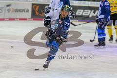 DEL - Eishockey - ERC Ingolstadt - Krefeld Pinguine - Saison 2017/2018 - Dennis Swinnen (#77 ERCI) beim warm machen - Foto: Meyer Jürgen