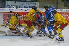 DEL - Eishockey - ERC Ingolstadt - Düsseldorfer EG - Saison 2017/2018 - Dan Bakala Torwart (#34 Düsseldorf) - Kael Mouillierat (#22 ERCI) - Darin Olver (#40 ERCI) - Alexander Barta (#29 Düsseldorf) - Foto: Meyer Jürgen