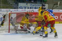 DEL - Eishockey - ERC Ingolstadt - Düsseldorfer EG - Saison 2017/2018 - Dan Bakala Torwart (#34 Düsseldorf) - Kael Mouillierat (#22 ERCI) - Darin Olver (#40 ERCI) - Alexander Barta (#29 Düsseldorf) - Foto: Meyer Jürgen