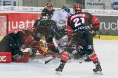 DEL - Eishockey - ERC Ingolstadt - Kölner Haie - Saison 2017/2018 - Darin Olver (#40 ERCI) - Daniar Dshunussow(Torwart #30 Köln) - Nico Krämmer(#21 Köln) - John Laliberte (#15 ERCI) - Foto: Meyer Jürgen