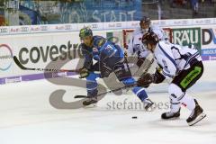 DEL - Eishockey - Saison 2017/2018 - ERC Ingolstadt - Straubing Tigers - Thomas Greilinger (ERC 39) Jeremy Williams (18 Straubing)