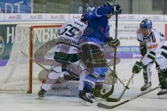 DEL - Eishockey - ERC Ingolstadt - Augsburger Panther - Saison 2017/2018 - Darin Olver (#40 ERCI) - Ben Meisner Torwart (#30 AEV) - Foto: Meyer Jürgen