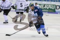 DEL - Eishockey - ERC Ingolstadt - Nürnberg Ice Tigers - Saison 2017/2018 - David Elsner (#61 ERCI) beim warm machen - Foto: Meyer Jürgen