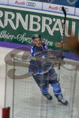 DEL - Eishockey - ERC Ingolstadt - EHC Red Bull München - Saison 2017/2018 - Thomas Greilinger (#39 ERCI) erziehlt seinen 200 DEL Treffer und den 5:4 Siegtreffer in der Verlängerung - jubel - David Leggio Torwart (#73 München) - Foto: Meyer Jürgen