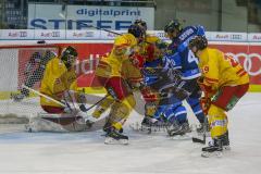 DEL - Eishockey - ERC Ingolstadt - Düsseldorfer EG - Saison 2017/2018 - Dan Bakala Torwart (#34 Düsseldorf) - Kael Mouillierat (#22 ERCI) - Darin Olver (#40 ERCI) - Alexander Barta (#29 Düsseldorf) - Foto: Meyer Jürgen