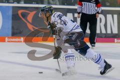 DEL - Eishockey - ERC Ingolstadt - Kölner Haie - Saison 2017/2018 - Thomas Greilinger (#39 ERCI) beim Schuss - Foto: Meyer Jürgen
