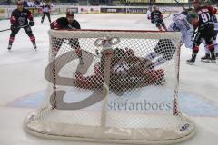 DEL - Eishockey - ERC Ingolstadt - Kölner Haie - Saison 2017/2018 - Der 1:2 Anschlusstreffer von Kael Mouillierat (#22 ERCI) - Jubel - Tor - Daniar Dshunussow(Torwart #30 Köln) - Dylan Wruck(#16 Köln) - Foto: Meyer Jürgen