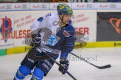 DEL - Eishockey - ERC Ingolstadt - Krefeld Pinguine - Saison 2017/2018 - Fabio Wagner (#5 ERCI) beim warm machen - Foto: Meyer Jürgen