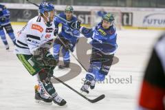 DEL - Eishockey - ERC Ingolstadt - Augsburger Panther - Saison 2017/2018 - Brandon Buck (#9 ERCI) beim Schlagschuss - Foto: Meyer Jürgen