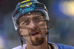 DEL - Eishockey - Playoff - Viertelfinale -  Spiel3 - ERC Ingolstadt - Adler Mannheim - Saison 2017/2018 - Matt Pelech (#23 ERCI) beim warm machen - Foto: Meyer Jürgen