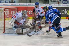 DEL - Eishockey - Playoffs - Spiel 1 - Viertelfinale - ERC Ingolstadt - Adler Mannheim - Saison 2017/2018 - Denis Endras Torwart (#44 Mannheim) - Kael Mouillierat (#22 ERCI) - Carlo Colaiacovo (#8 Mannheim) - Foto: Meyer Jürgen