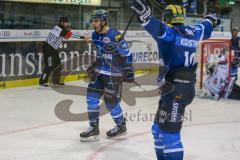 DEL - Eishockey - Playoff - Viertelfinale -  Spiel3 - ERC Ingolstadt - Adler Mannheim - Saison 2017/2018 - Mike Collins (#13 ERCI) schiesst den 4:3 Führungs und Endtreffer in der Overtime - Denis Endras Torwart (#44 Mannheim) John Laliberte (#15 ERCI) - j