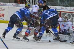 DEL - Eishockey - Playoff - Viertelfinale -  Spiel3 - ERC Ingolstadt - Adler Mannheim - Saison 2017/2018 - John Laliberte (#15 ERCI) mit einer Torchance - Kael Mouillierat (#22 ERCI) - Mark Stuart (#4 Mannheim) - Denis Endras Torwart (#44 Mannheim) - Foto