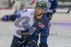 DEL - Eishockey - Playoffs - Spiel 1 - Viertelfinale - ERC Ingolstadt - Adler Mannheim - Saison 2017/2018 - Joachim Ramoser (#47 ERCI) beim warm machen  - Foto: Meyer Jürgen